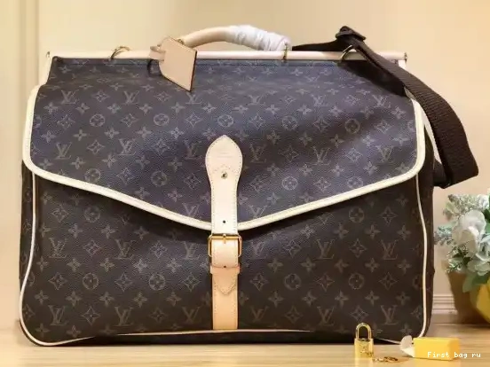 First bag ru LOUIS HUNTING BAG VUITTON 0522